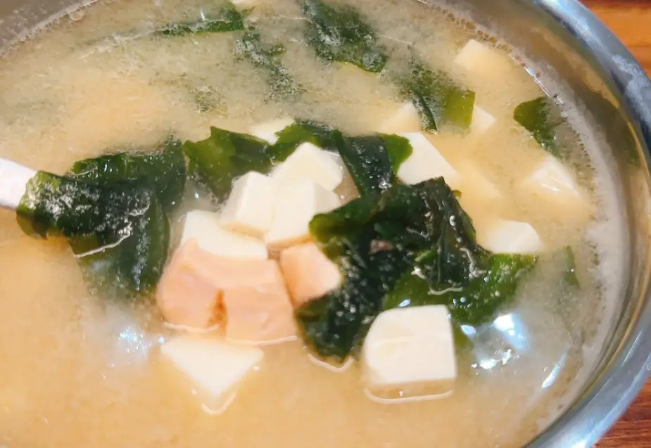 鮭魚豆腐湯 營養
