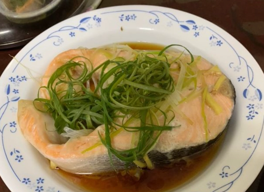 清蒸鮭魚做法 清蒸鮭魚做法