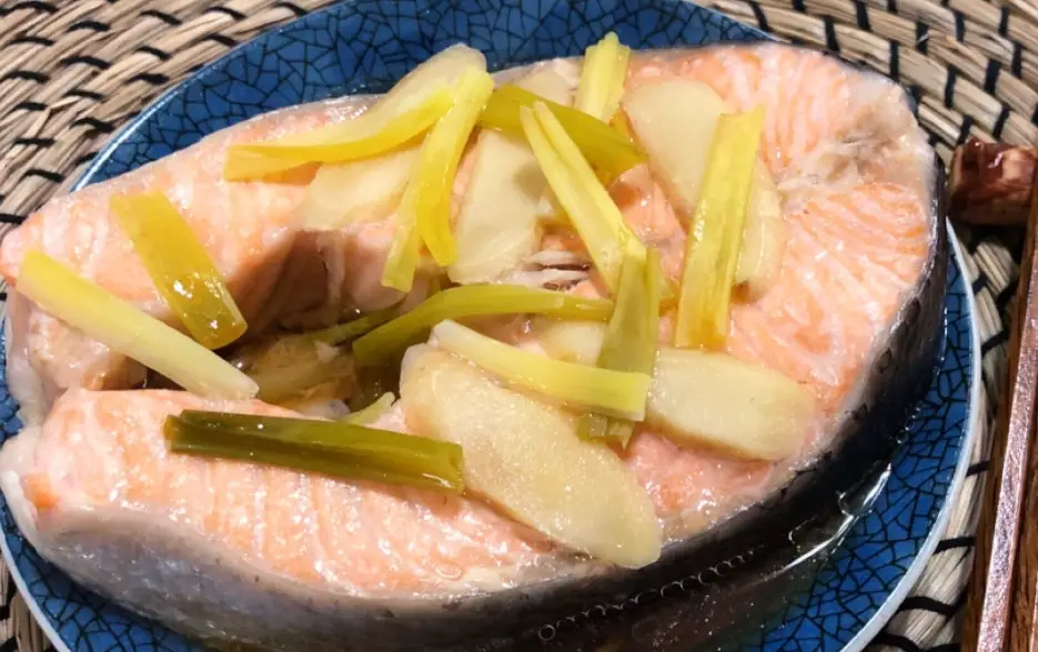 清蒸鮭魚做法