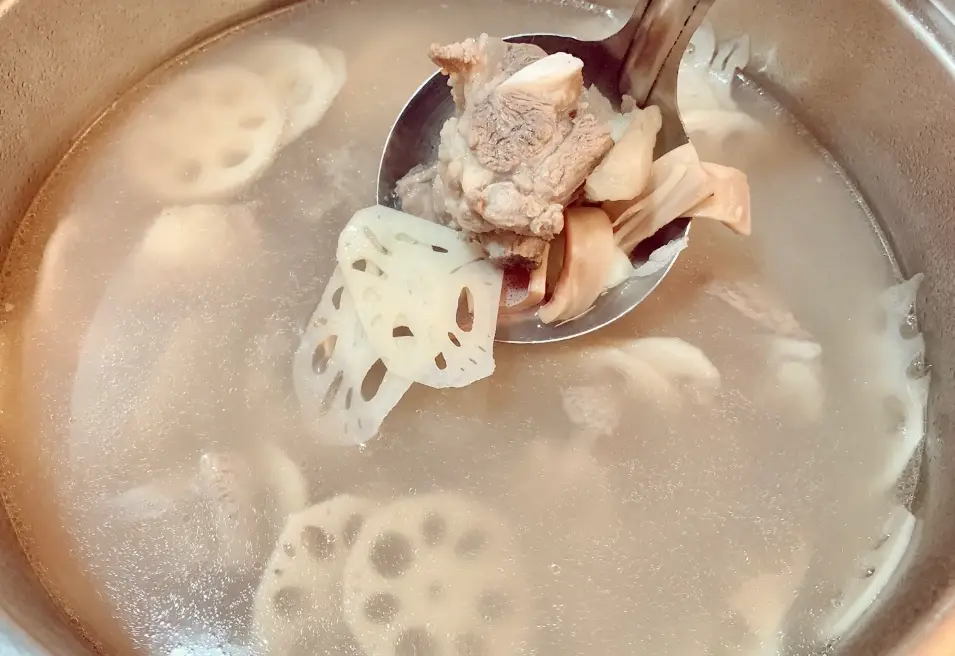 乾魷魚煮湯做法 乾魷魚煮湯做法