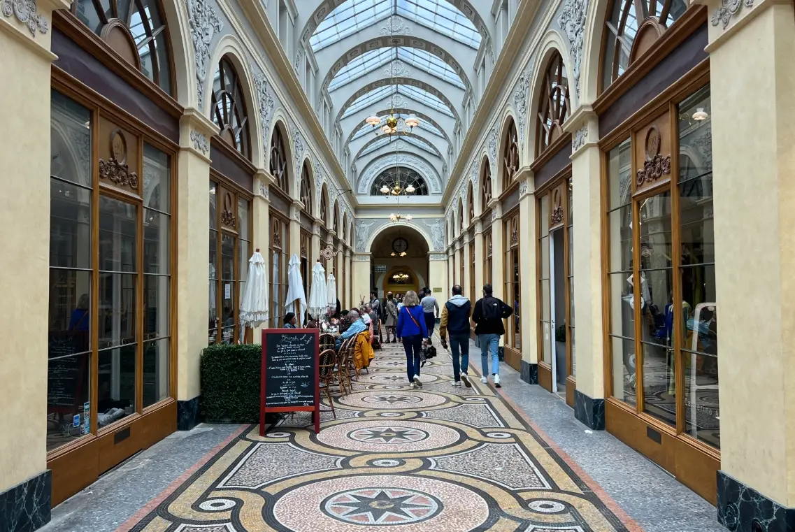 巴黎秘境 巴黎秘境