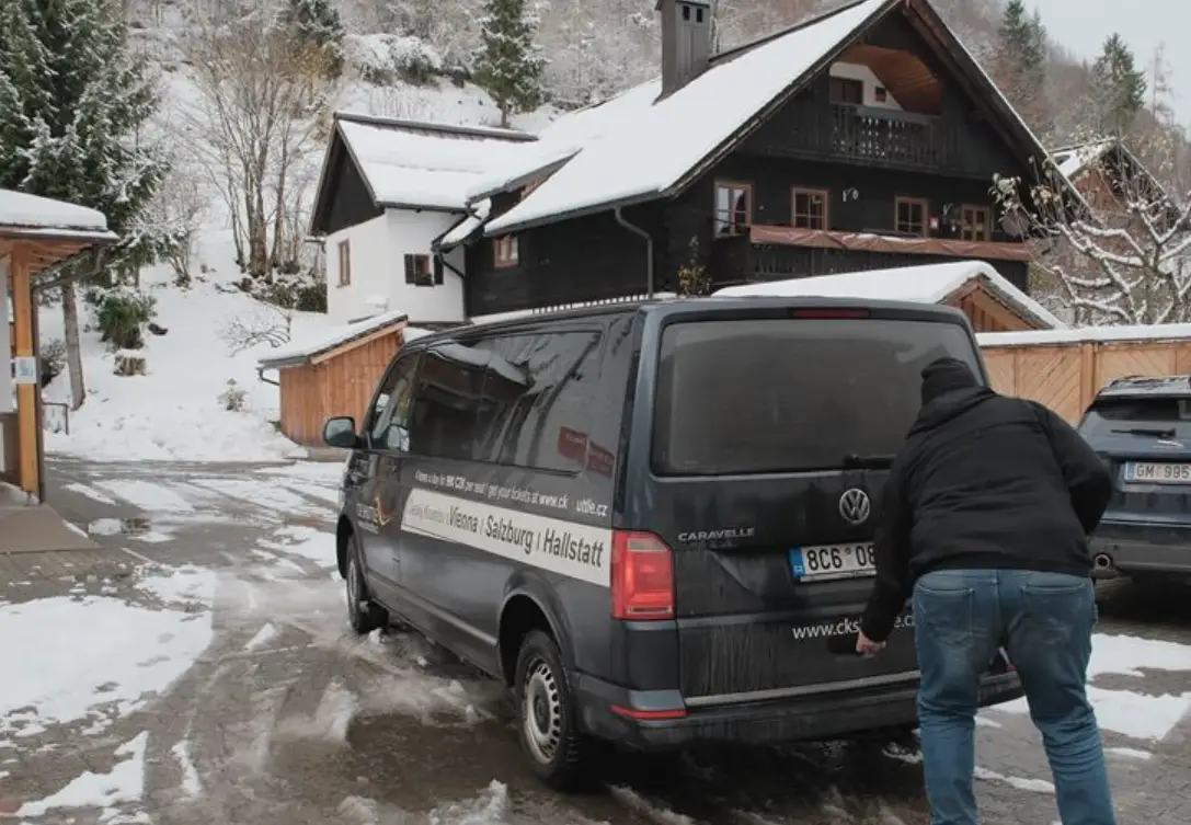 維也納包車到哈修塔特