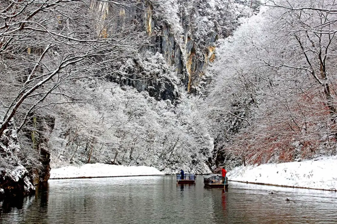 猊鼻溪2月遊記：冬日絕景、交通攻略與必玩行程全解析