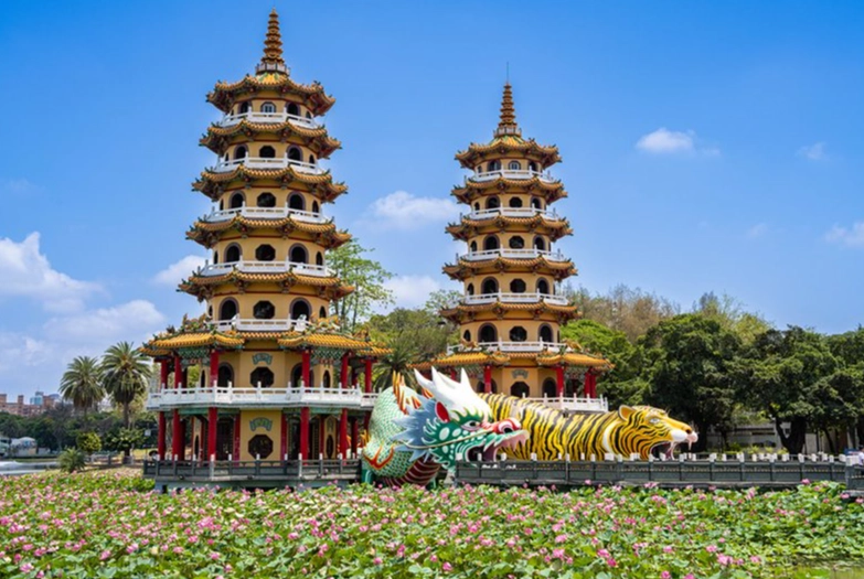 左營站附近旅遊