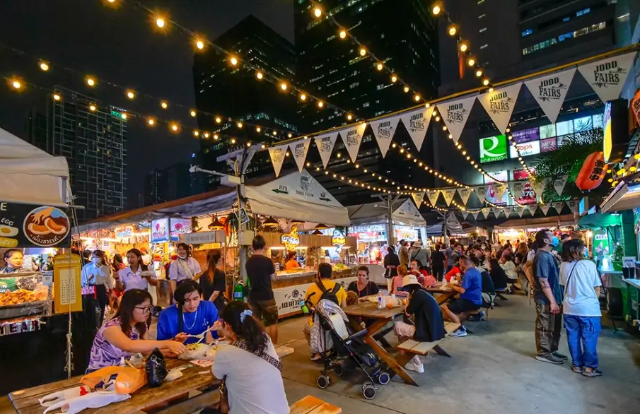 曼谷夜市美食 曼谷夜市美食