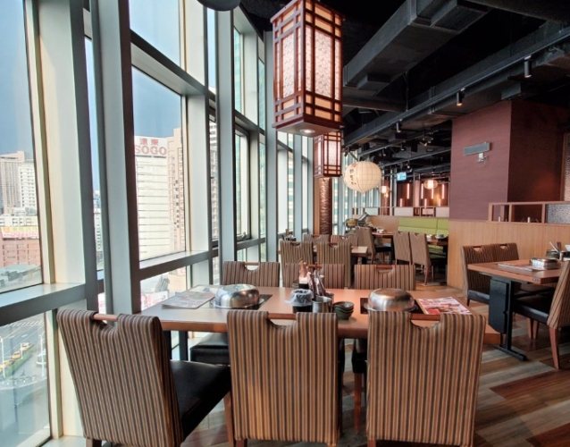 高雄大遠百自助餐