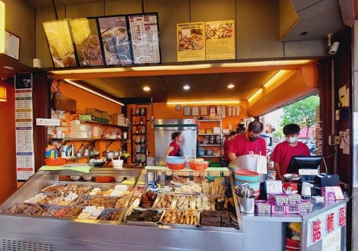 新月廣場附近餐廳