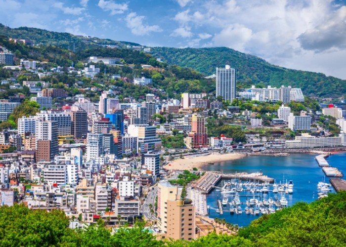 高雄大遠百小吃