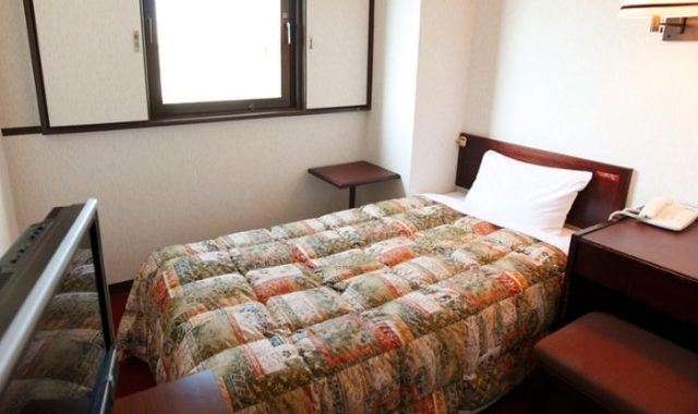 日本單人房住兩人