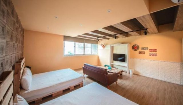 高雄愛河附近民宿