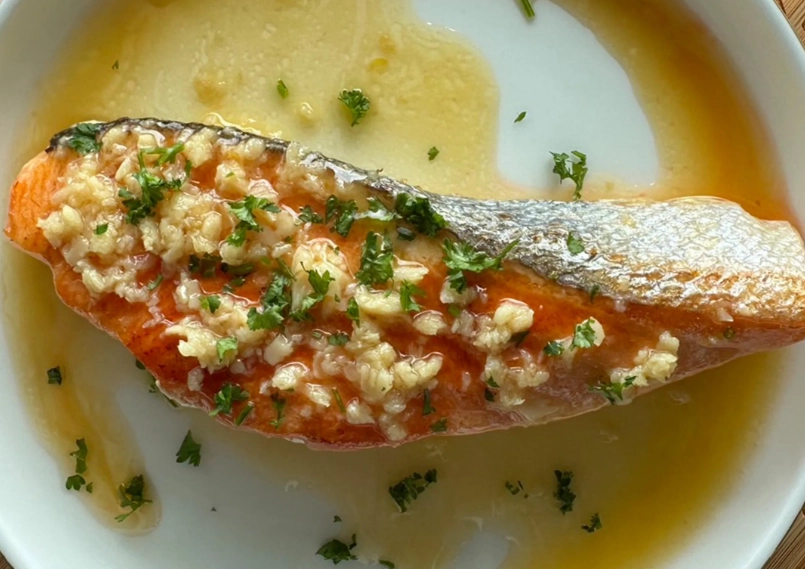 蒜香鮭魚食譜 蒜香鮭魚食譜