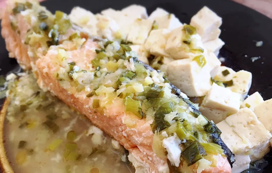 蒸鮭魚豆腐做法