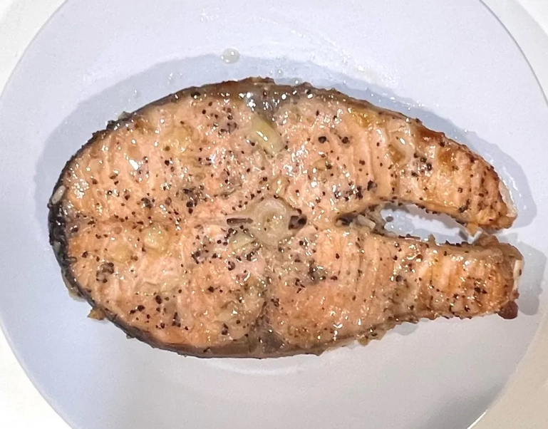 蒜香鮭魚食譜 蒜香鮭魚食譜