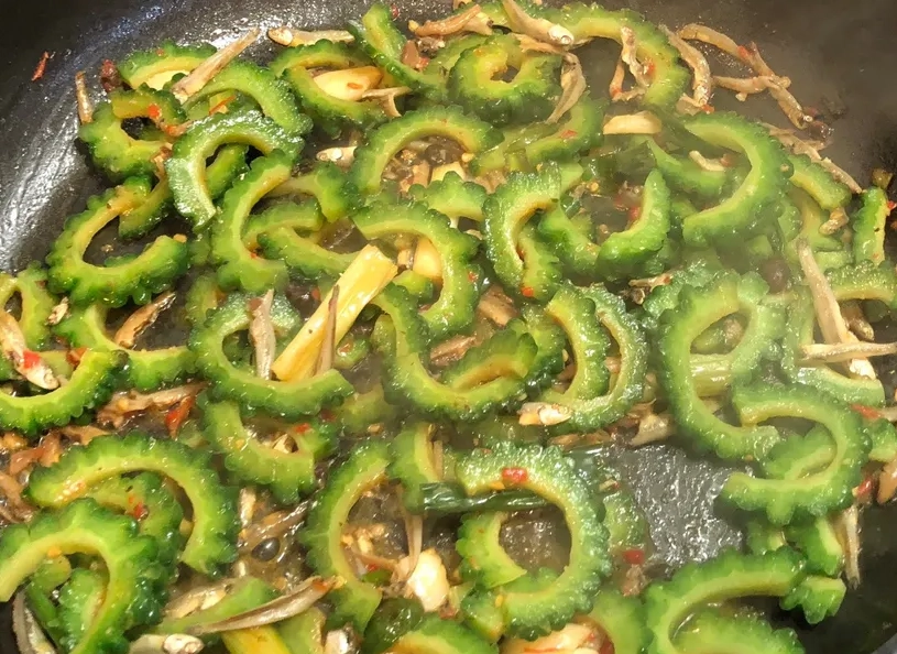 苦瓜小魚乾做法