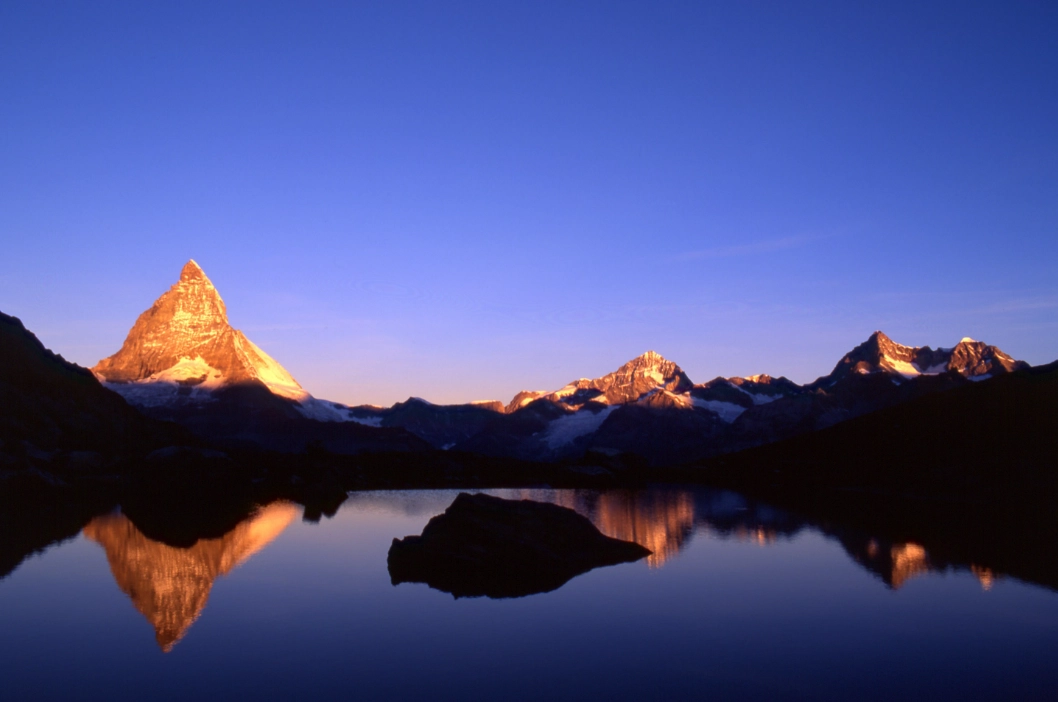馬特洪峰日出時間