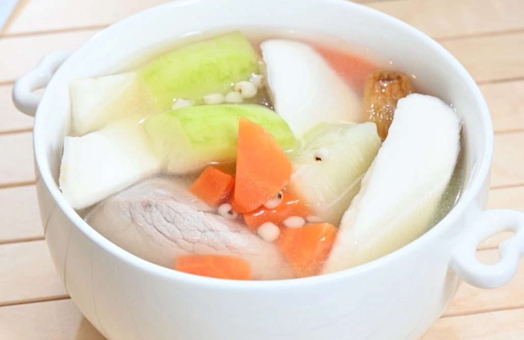 淮山茨實節瓜湯