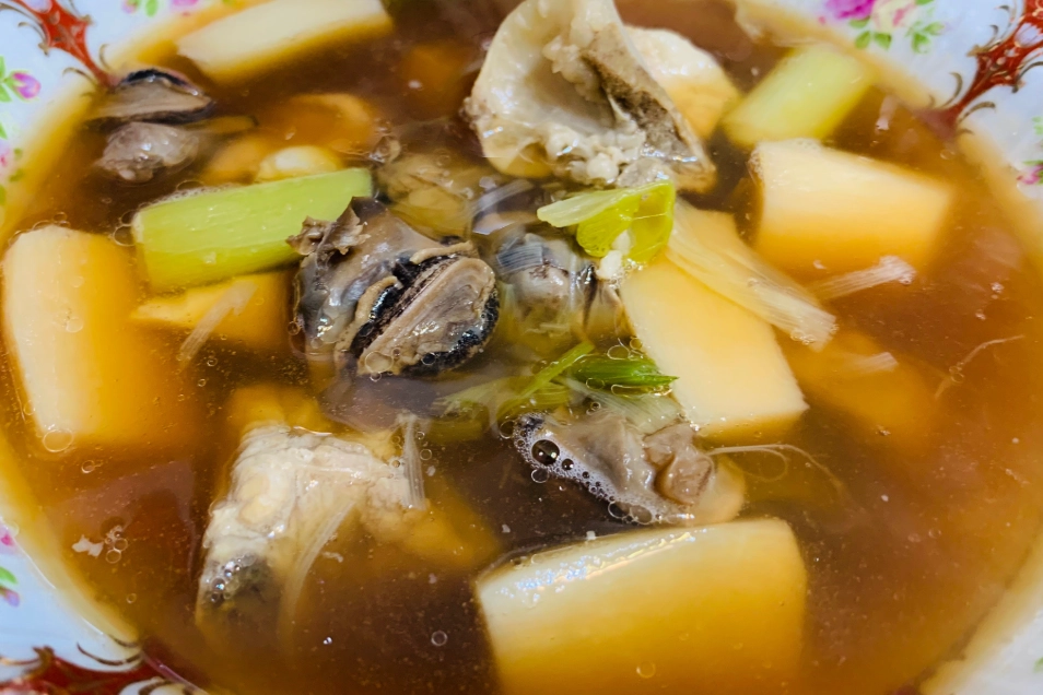 螺肉排骨湯