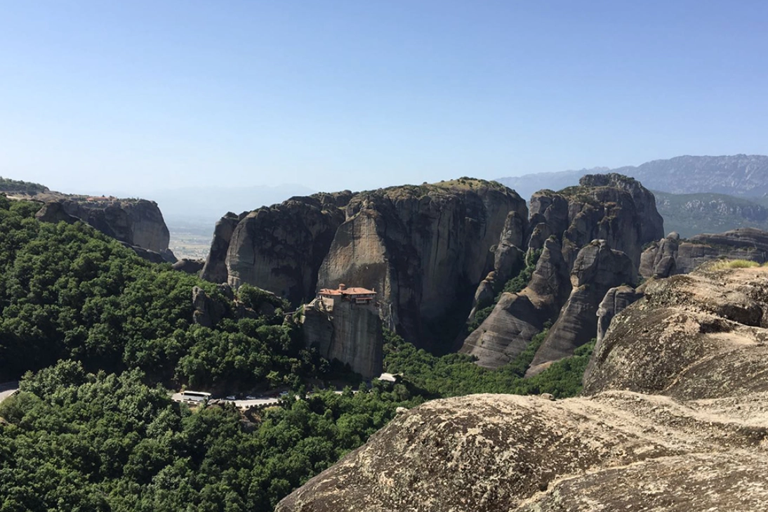 希臘天空之城交通