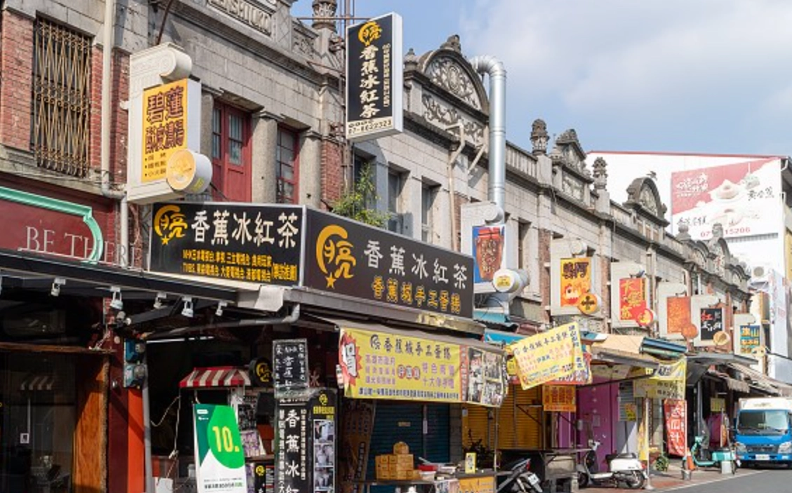 寶來老街美食地圖：在地人帶路，吃遍溫泉鄉的隱藏版好味道